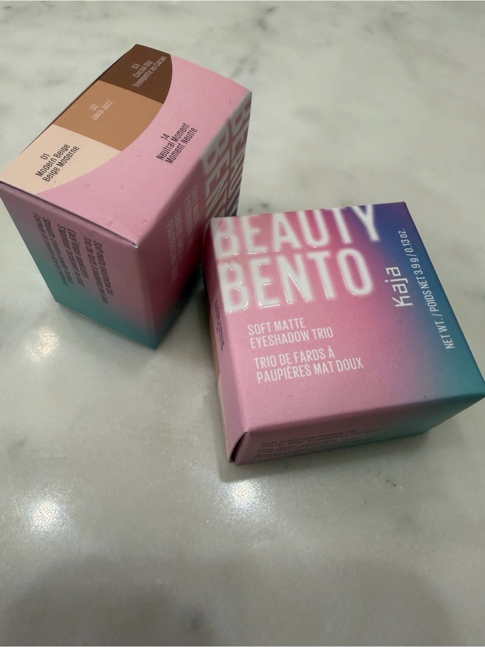 Kaja Beauty bento - Neutral moment eyeshadow